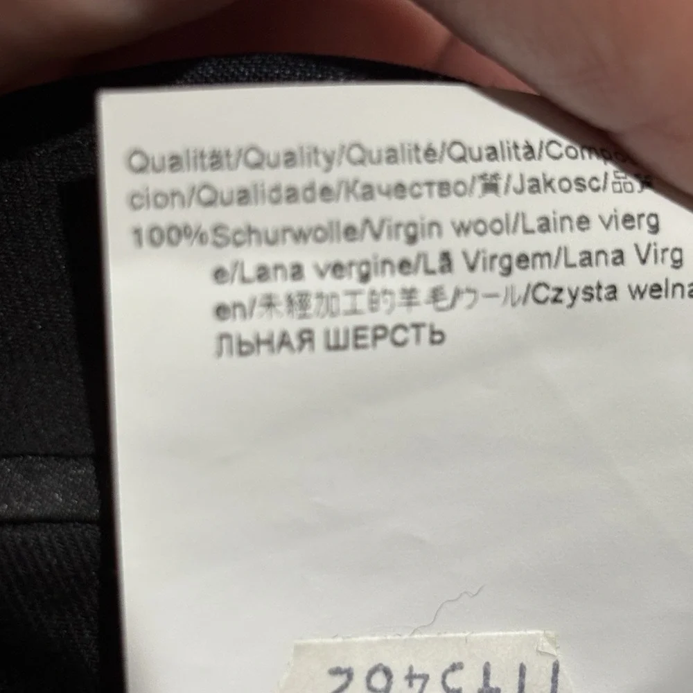 Hugo Boss pinstripe 2 Piece suit Super 120 48L